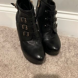 Blk BCBG Boot